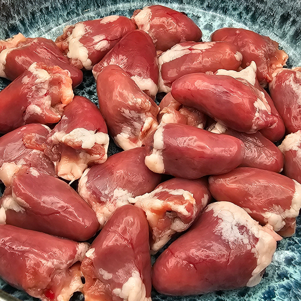 Hühnerherzen Ganz – frische BARF-Innerei für Hunde aus der Ostschweiz