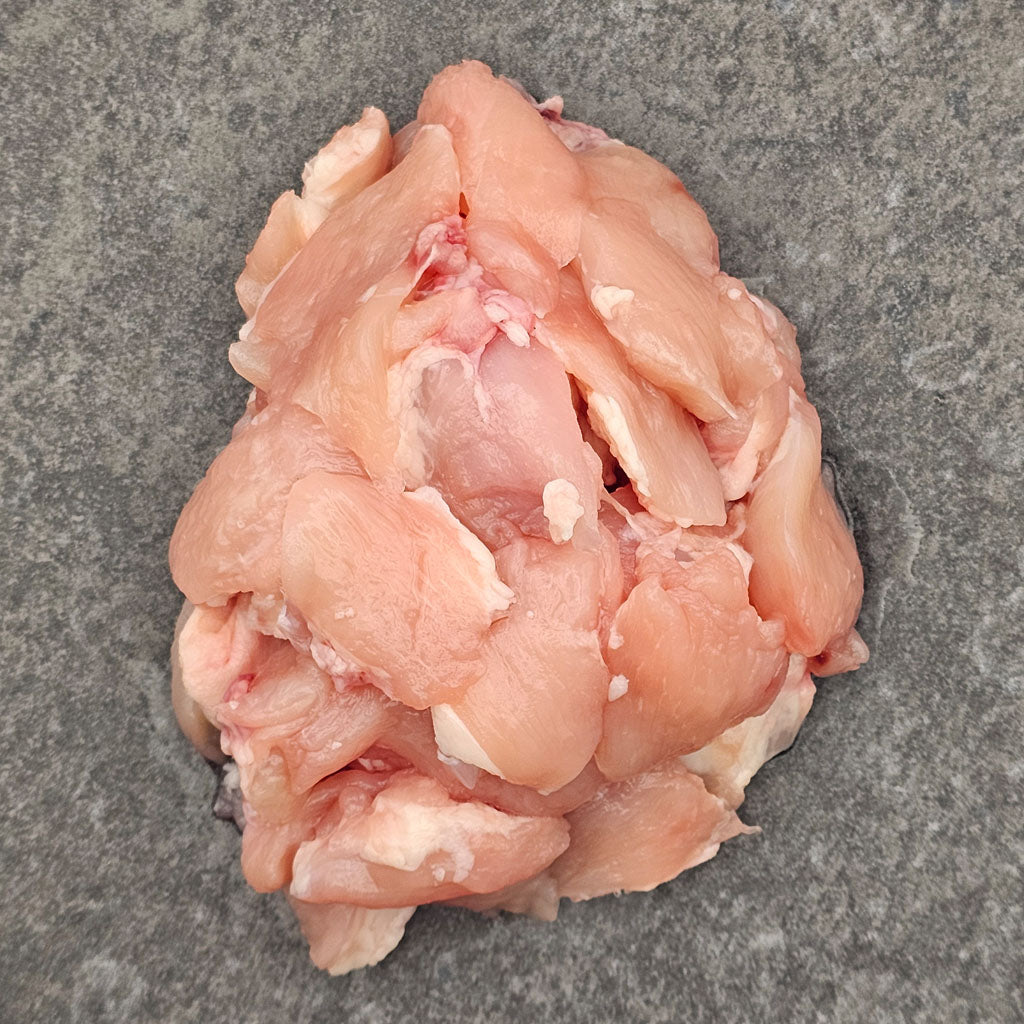 Pouletfleisch geschnetzelt – rohes Muskelfleisch für Hunde aus der Schweiz