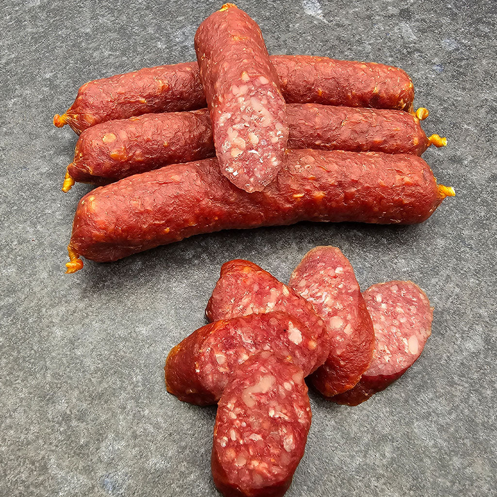 Rindfleisch Landjäger – ein natürlicher Kausnack für Hunde aus der Schweiz